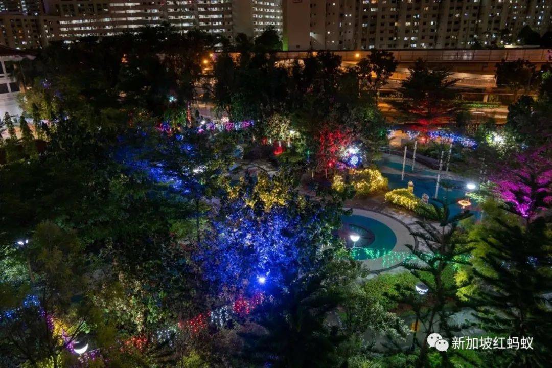 無須到烏節路人擠人，也能在組屋區感受溫馨的聖誕氛圍