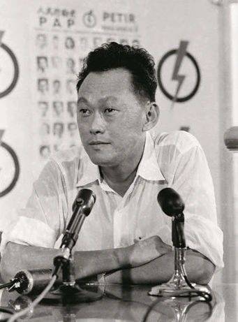 新加坡故事:經驗與挑戰