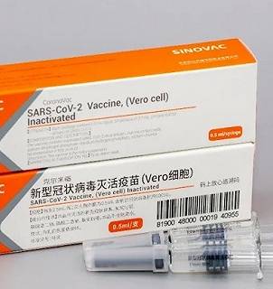 是否接種新冠疫苗追加劑?看看每個國家是怎麽做的