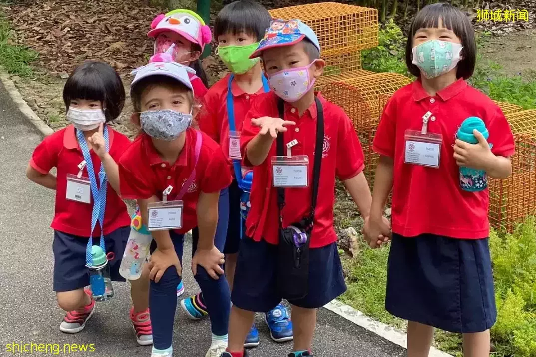 這間新加坡幼兒園火了！西方教育法+中國傳統文化，學編程、京劇