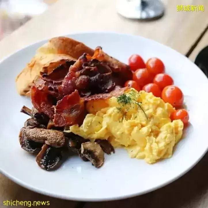 新加坡人最爱的12间早午餐店，绝美河畔、现磨咖啡！周末排长龙