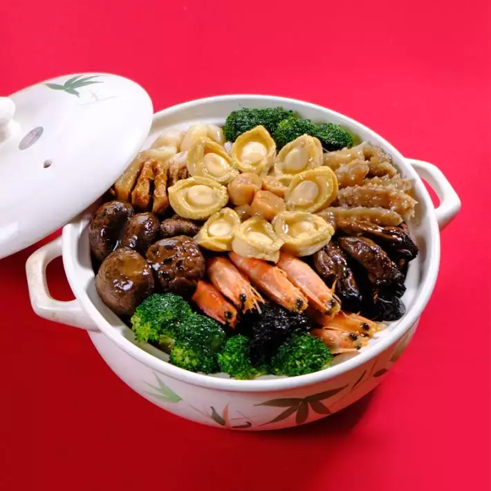 新加坡20家熱門年夜飯大盤點！打包帶回家吃安全又美味！還有早鳥預訂優惠，快來Get吧