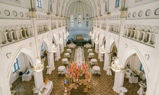 坡島夜生活出行指南！90s旱冰Disco club、室內mini高爾夫bar、高能版密室逃脫等你來玩