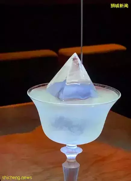 母親節快到啦！送給媽媽一個浪漫的燭光晚餐約會吧