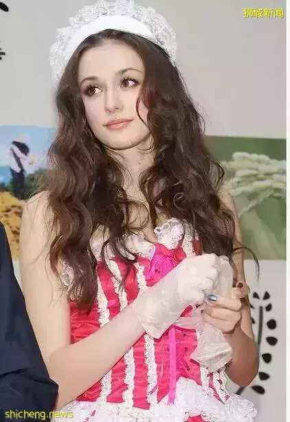 難民潮爆發!數百萬人出逃,這個新加坡帥哥的烏克蘭模特女友,發文:家人隨時准備逃命