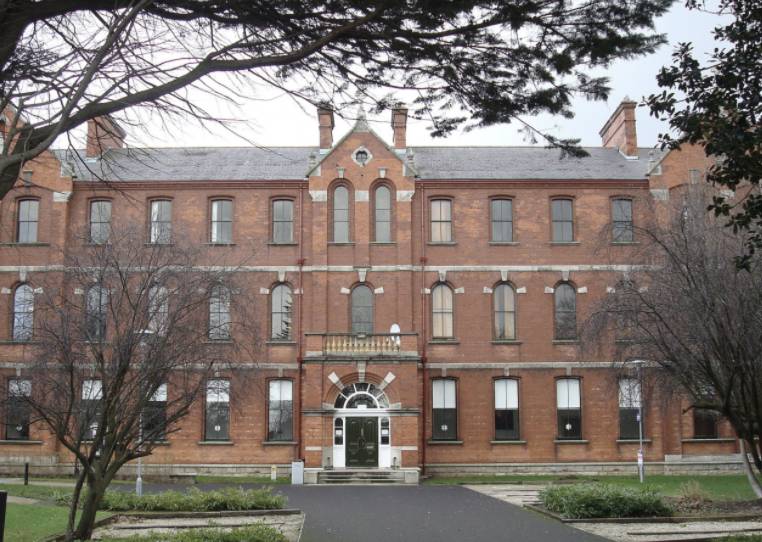 在新加坡就读爱尔兰Top2大学,还有机会就读新加坡公立大学硕士