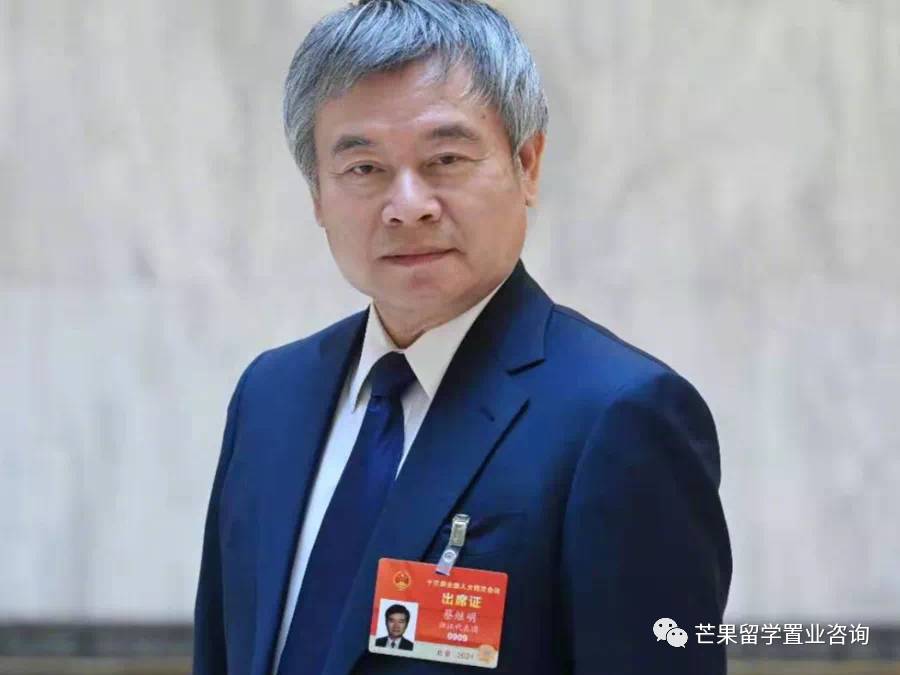 毕业月薪3至5万人民币!新加坡留学生有多少新福利