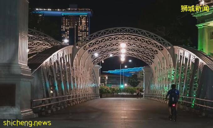 前晚26座地标点亮新加坡,充满希望!一点也看不到疫情的影子