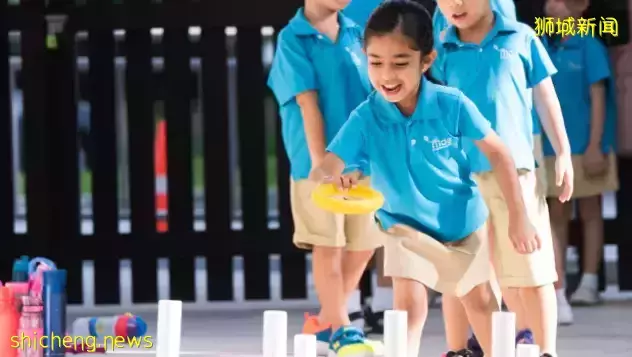 注册费用降低！新加坡补习中心调整授课方式，更多学生选择线上学习