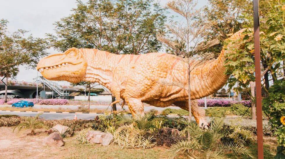 樟宜机场侏罗纪步道来了11只新恐龙!还有学校假期新优惠哟