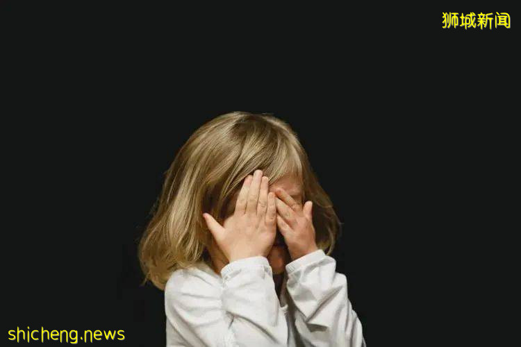 喜大普奔！防控孩子近視的“黑科技”鏡片，終于來新加坡啦