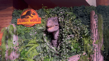 新加坡环球影城搞事情！恐龙大餐，超刺激的侏罗纪盛宴来啦