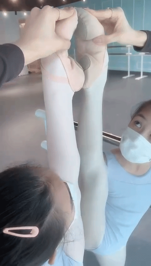 这位中国新移民的孩子,9岁拿世界芭蕾冠军!在新加坡她一路经历了什么