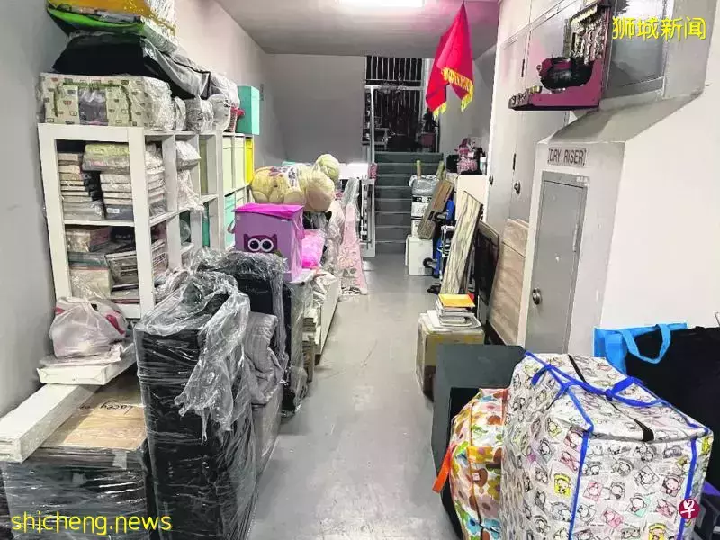 新加坡｜走廊变仓库 邻居气到搬