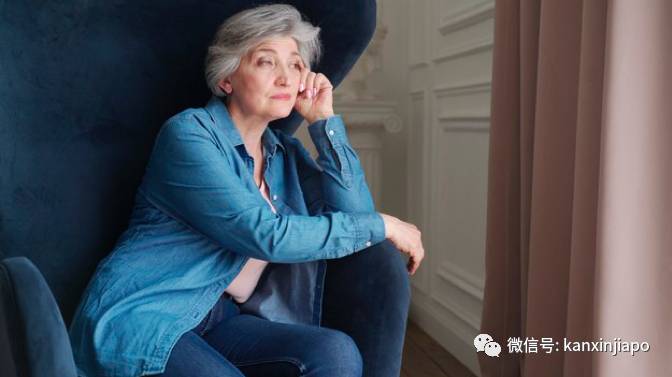 新加坡有6.7萬老人獨居,他們正陷入深深的孤獨中