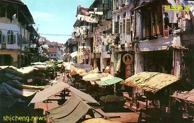 新加坡国父李光耀:如果把汉语定为新加坡的国语,将会是一个错误