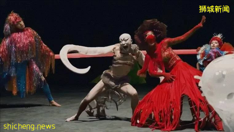 全网群嘲：东京奥运开幕式像阴间！设施简陋、开除导演乱透了！中新选手惊艳出场