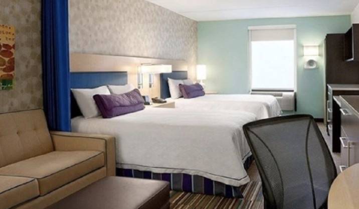 新加坡模特陪睡,女老板净赚3万!判罚款920新、坐牢5个月