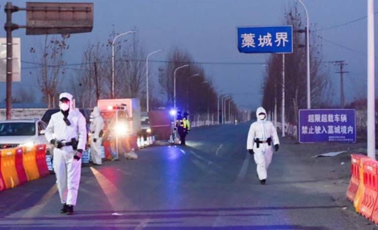 中國多地戰時狀態，建議別回家過年！新加坡整條船被隔離