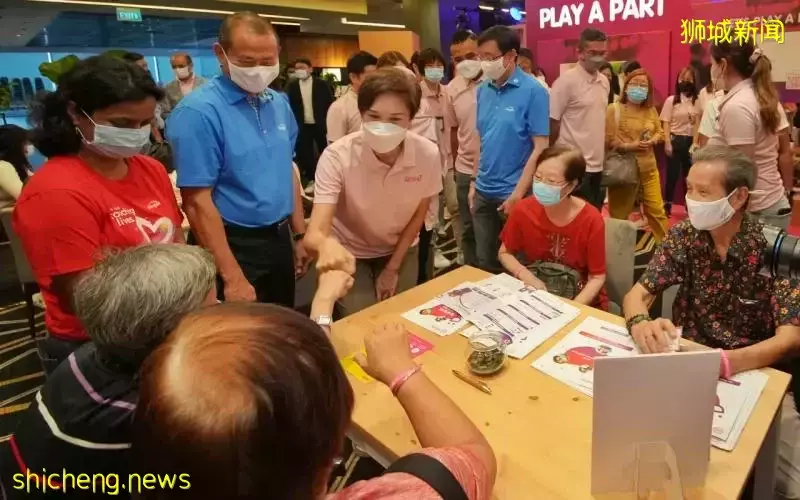 资媒局与电信业者合作 为弱势群体提供三万张免费SIM卡