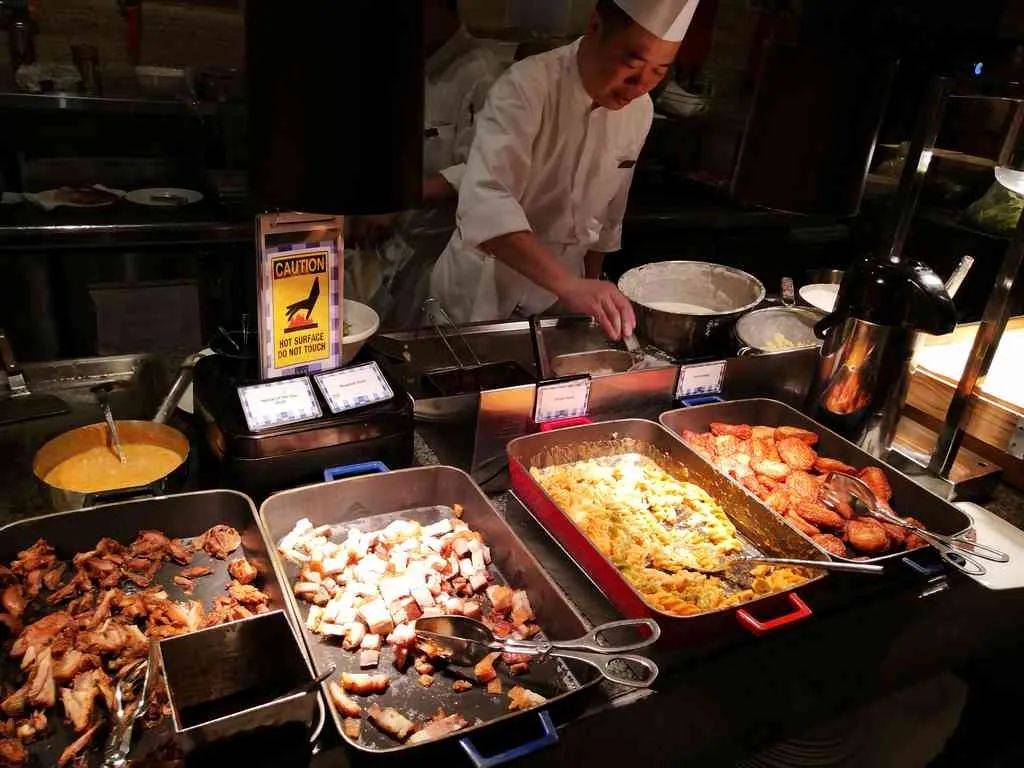 2021年新版！新加坡這些酒店美味自助餐買1送1！吃到扶牆出