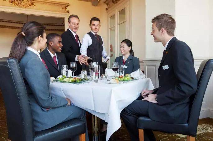 新加坡留學 這三大專業憑得天獨厚的優勢，成爲新加坡留學最熱門專業，附申請條件