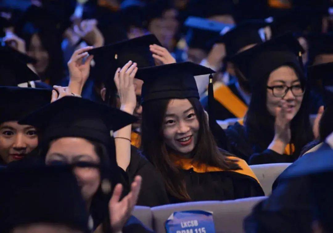 【新加坡留学】2020年新加坡毕业生就业率公布！最吃香的专业竟然是它