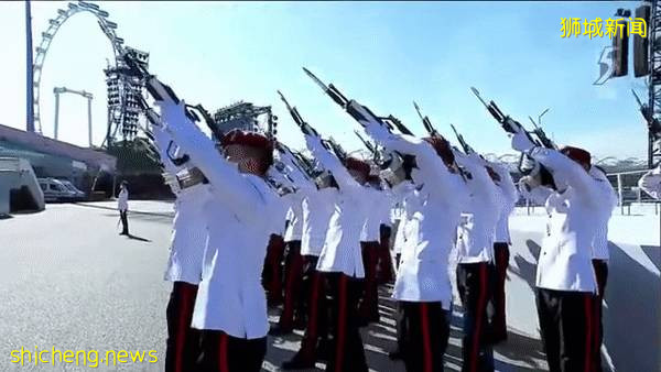直升機、戰鬥機出動！李顯龍發表重要講話！56年了，新加坡讓全世界感動哭泣