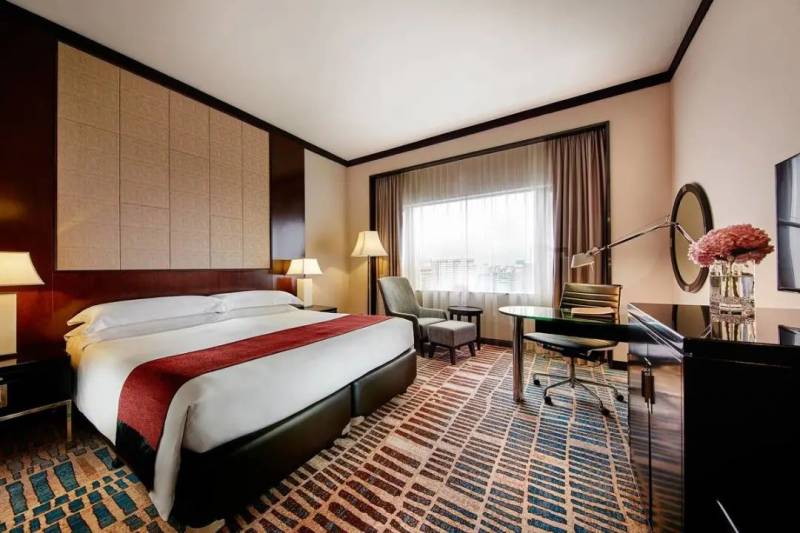 竟然還有【住酒店、送珠寶】這種操作?! 媽媽老婆女朋友,烏節文華統統幫你搞定