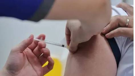 新加坡研究:接种两剂疫苗极少数人出现“长期冠病”后遗症