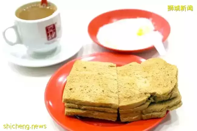 新加坡必打卡的25道國寶級美食！辣椒螃蟹、海南雞飯、炒粿條、肉骨茶