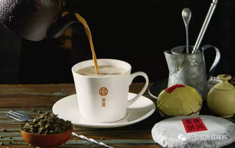 排队5小时!网红凑凑火锅来新加坡了!锅底无限续、奶茶免费喝!菜品大曝光