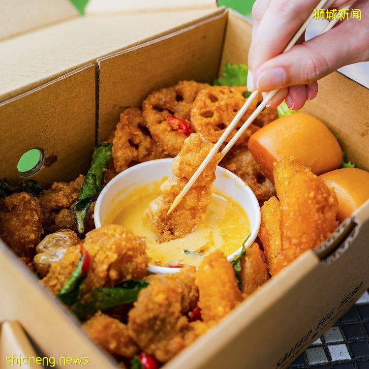 卡路里会很高🥺搜罗新加坡8大咸蛋美食!咸中带香、软糯绵密,叫人越吃越上瘾💥