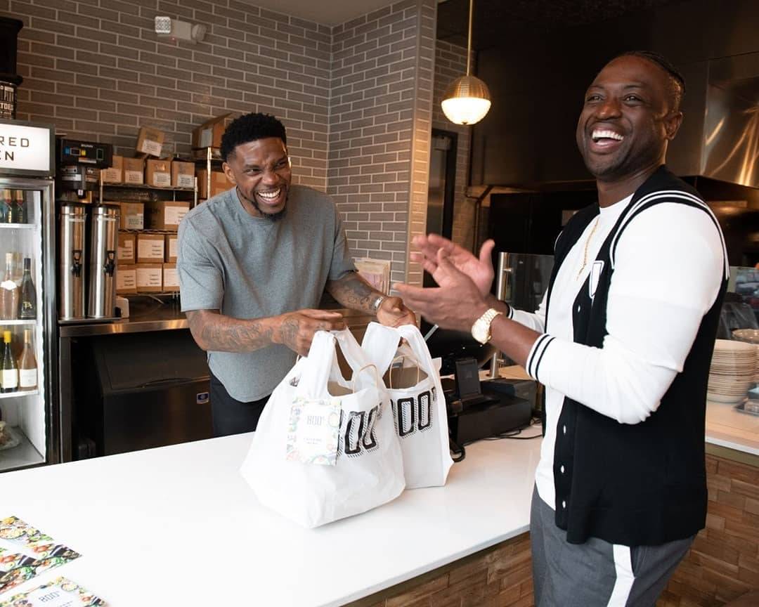 東南亞首店在KINEX Mall⛳800° Woodfired Kitchen：手工餅皮、自選醬汁佐料，NBA籃球巨星同款美食Get✅