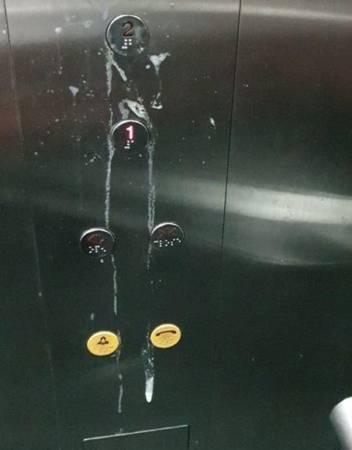 朝电梯按钮吐口水 电眼揪出涉案少年