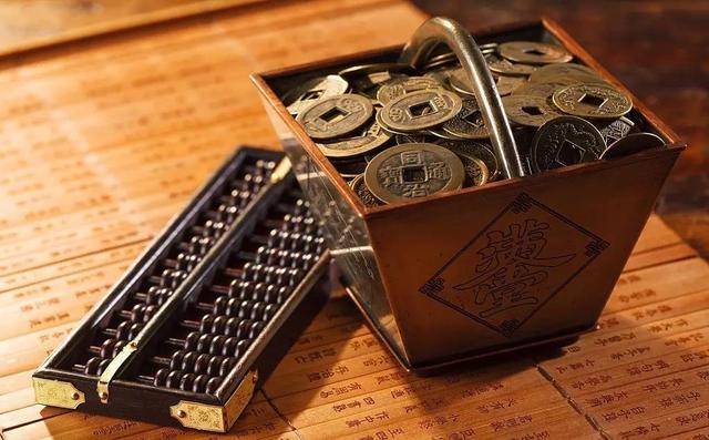 新加坡在国际金融和商业中心的地位如何