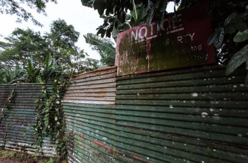 实拍！英国博主非法闯入新加坡“鬼屋”探险，却被网友力挺