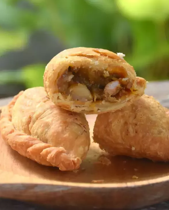 逢周末就爆滿!這個新加坡唯一的靠海美食村裏到底有哪些“寶藏小吃”