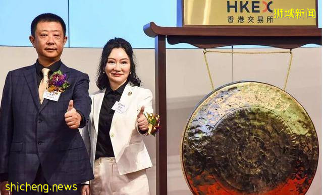 全家移民新加坡,却仍在国内“捞金”,如今市值蒸发2800亿