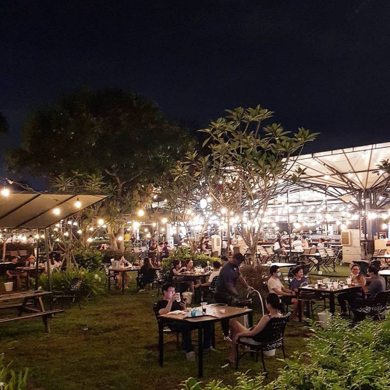 新加坡最大户外自助餐,犹如置身“小泰国”!自助烧烤顶级食材、龙虾🦞海鲜吃到爽