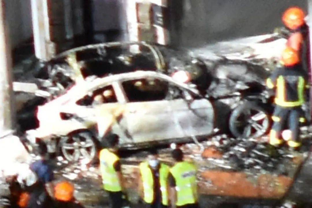 新加坡丹戎巴葛慘烈車禍,5名離世者身份曝光,新航前空姐嚴重燒傷,送院急救