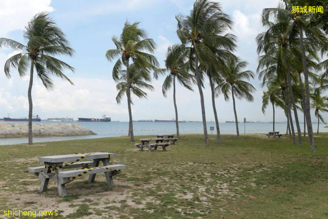 據調查顯示,公衆對咖啡店清潔滿意程度最低