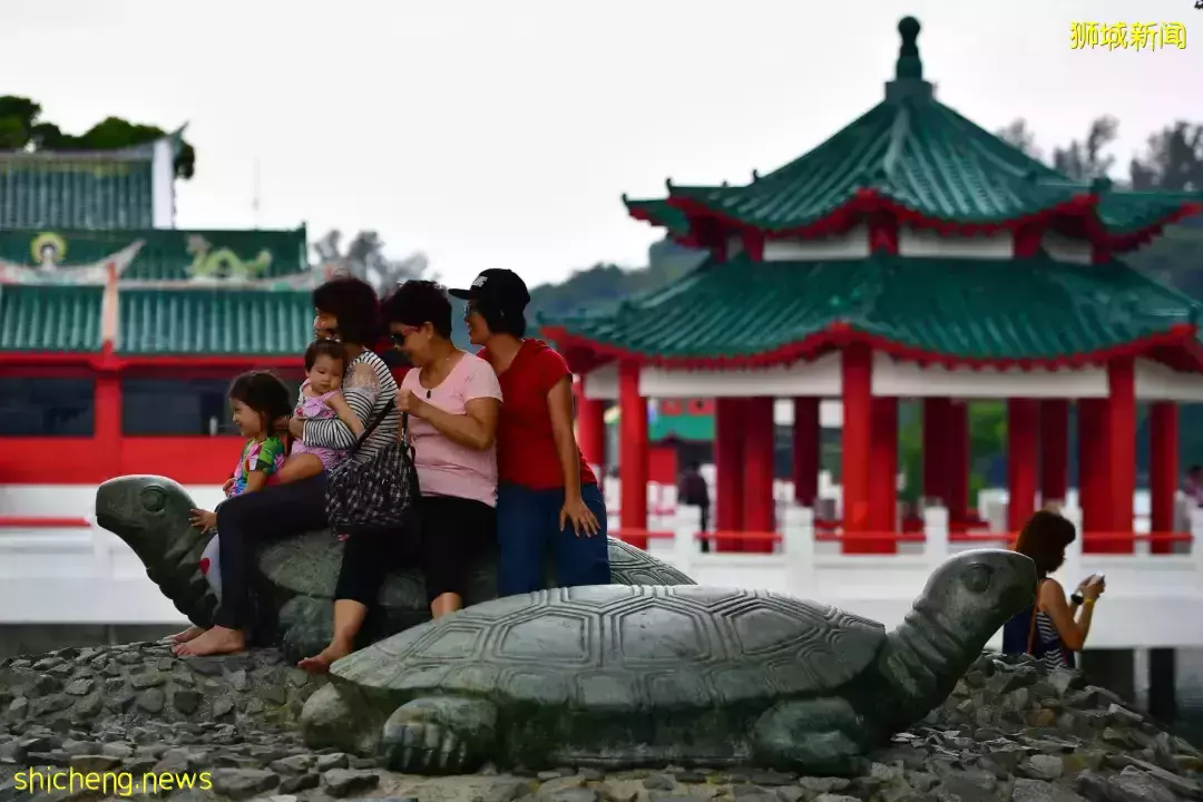 新加坡有人在这里溺水!施救者:"扇他2巴掌、像拖着尸体"