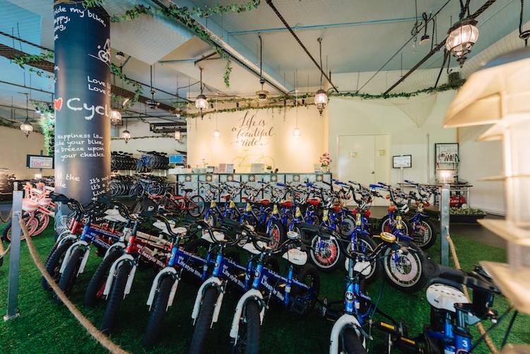 最适合拍照打卡的海边徒步路线安利!超美网红桥、丰富娱乐设施、超清凉的滨水路线🆒