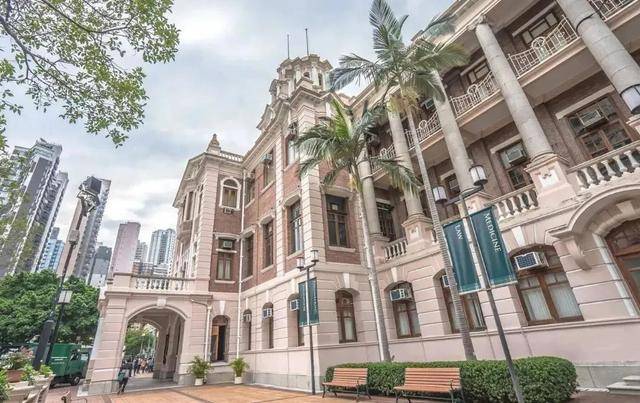 三个地区留学政策对比：中国香港vs英国vs新加坡