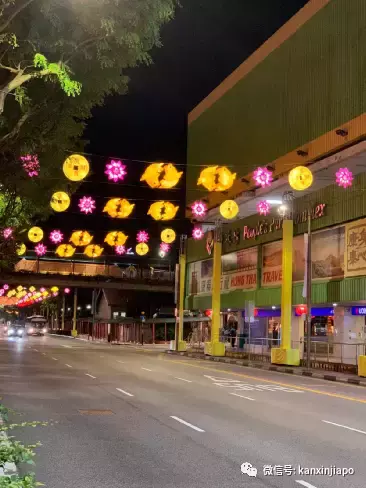 进入虎年开始倒计时,昨晚举行牛车水新年亮灯仪式