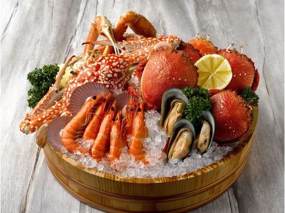 four-points-eatery-seafood_566x424_fillbg_6800c3dd93.jpg