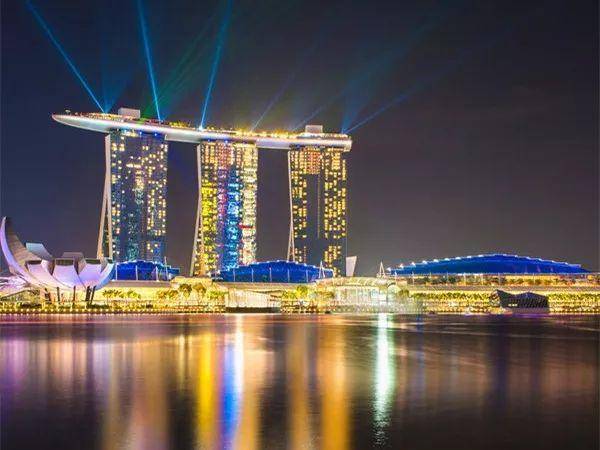 从设计角度，带你逛新加坡8个著名购物中心