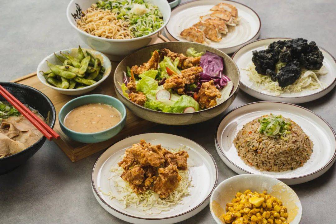 这个小长假吃点不一样的，狮城新开餐厅、Cafe了解一下