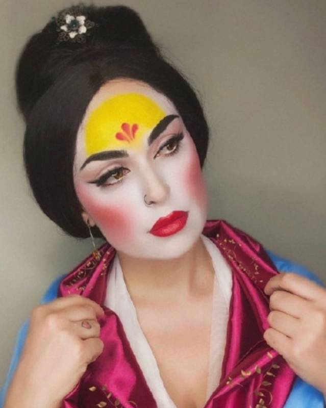 新加坡牛車水驚現各種成語，徹底火了！網友：跟看《花木蘭》心情一樣